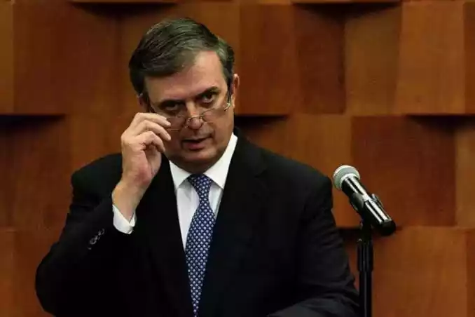 Ebrard is threatening to leave MORENA