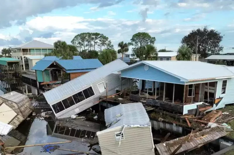 The Damages of Hurricane Idalia: ¿Relocate or Rebuild?
