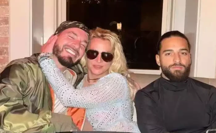 Maluma, J Balvin and Britney Spears are together
