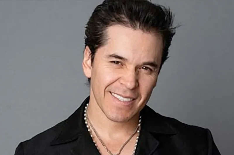 The Mexican singer Raúl Sandoval was arrested