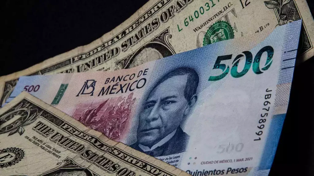 #03Nov. Mexican Peso Advances Against the Dollar