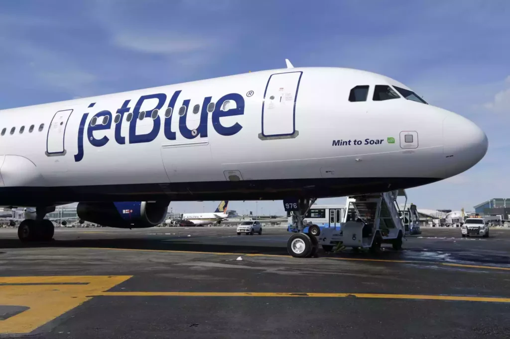 Traveling to the beaches of the Caribbean from the United States now has another option as JetBlue has commenced operations to new destinations.