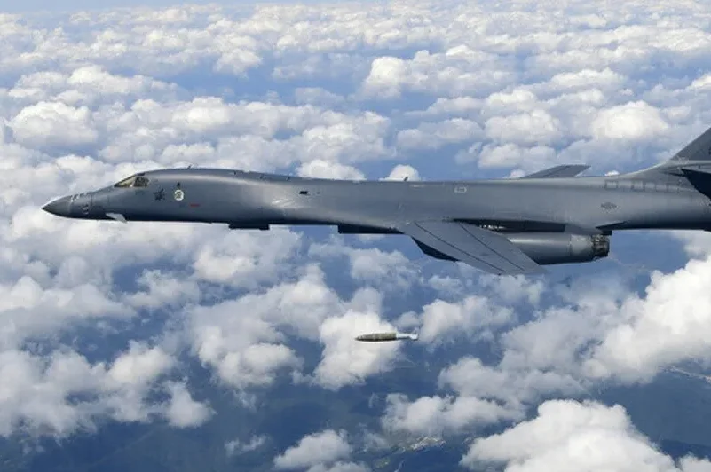 Two U.S. strategic bombers were withdrawn by Russian air forces