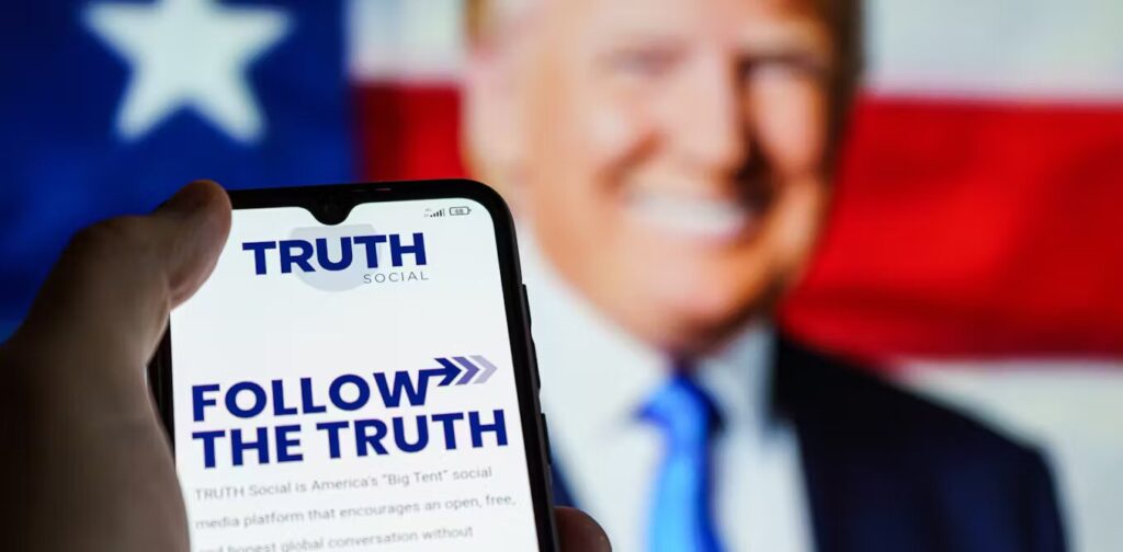 Exploring Truth Social: A Detailed Review of Trump’s Social Media Platform