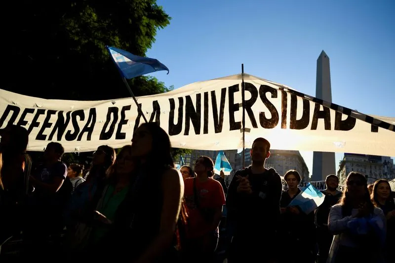 Thousands marched against Javier Milei in Argentina