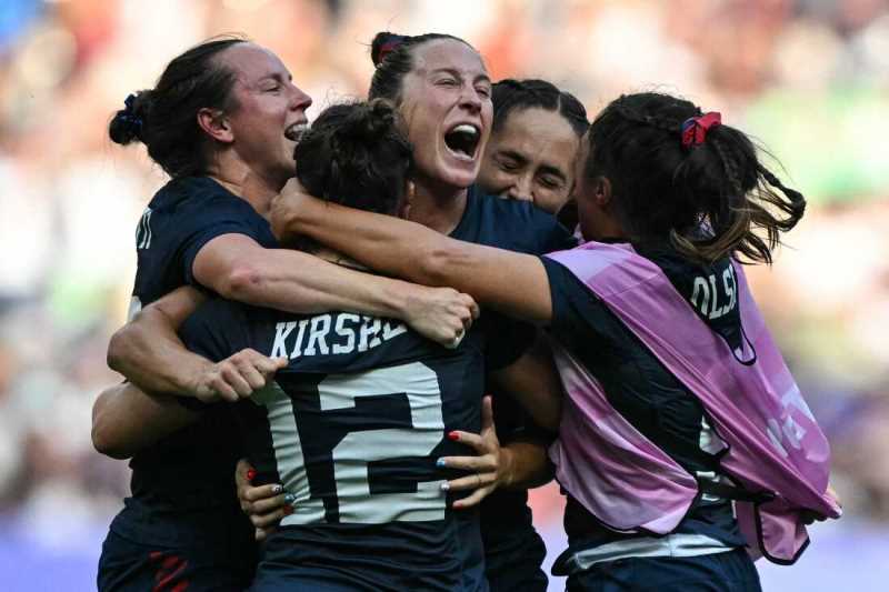 USA women’s rugby sevens team: Gets large donation.